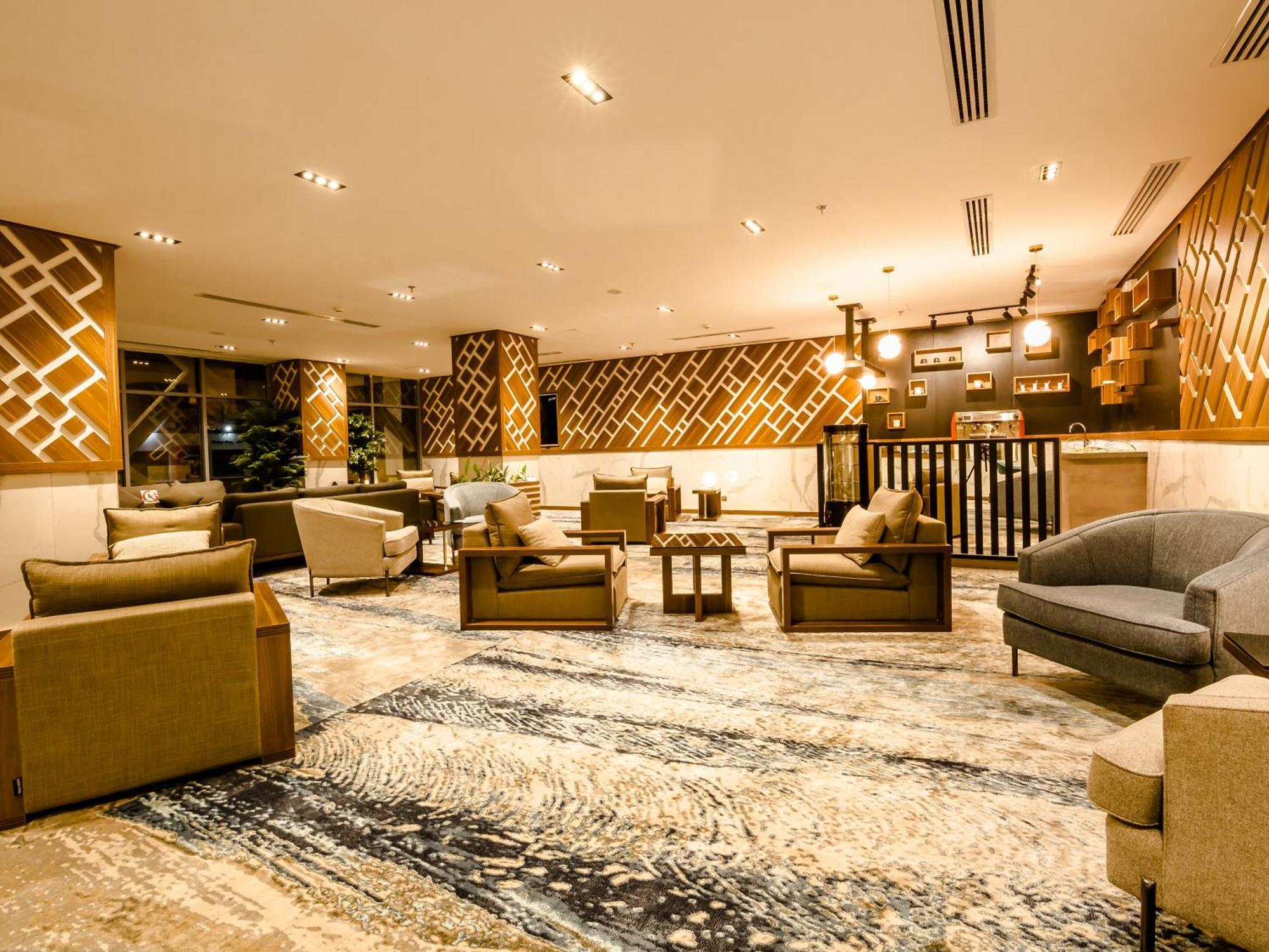 White Diamond Hotel Sari Dzsidda Kültér fotó