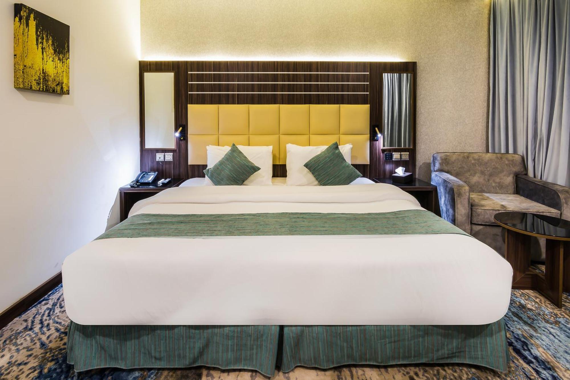 White Diamond Hotel Sari Dzsidda Kültér fotó