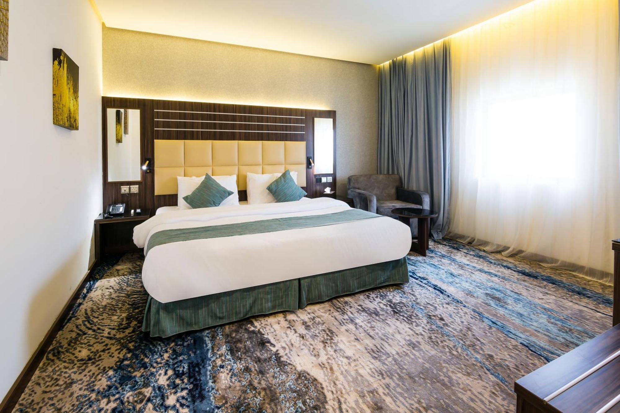 White Diamond Hotel Sari Dzsidda Kültér fotó