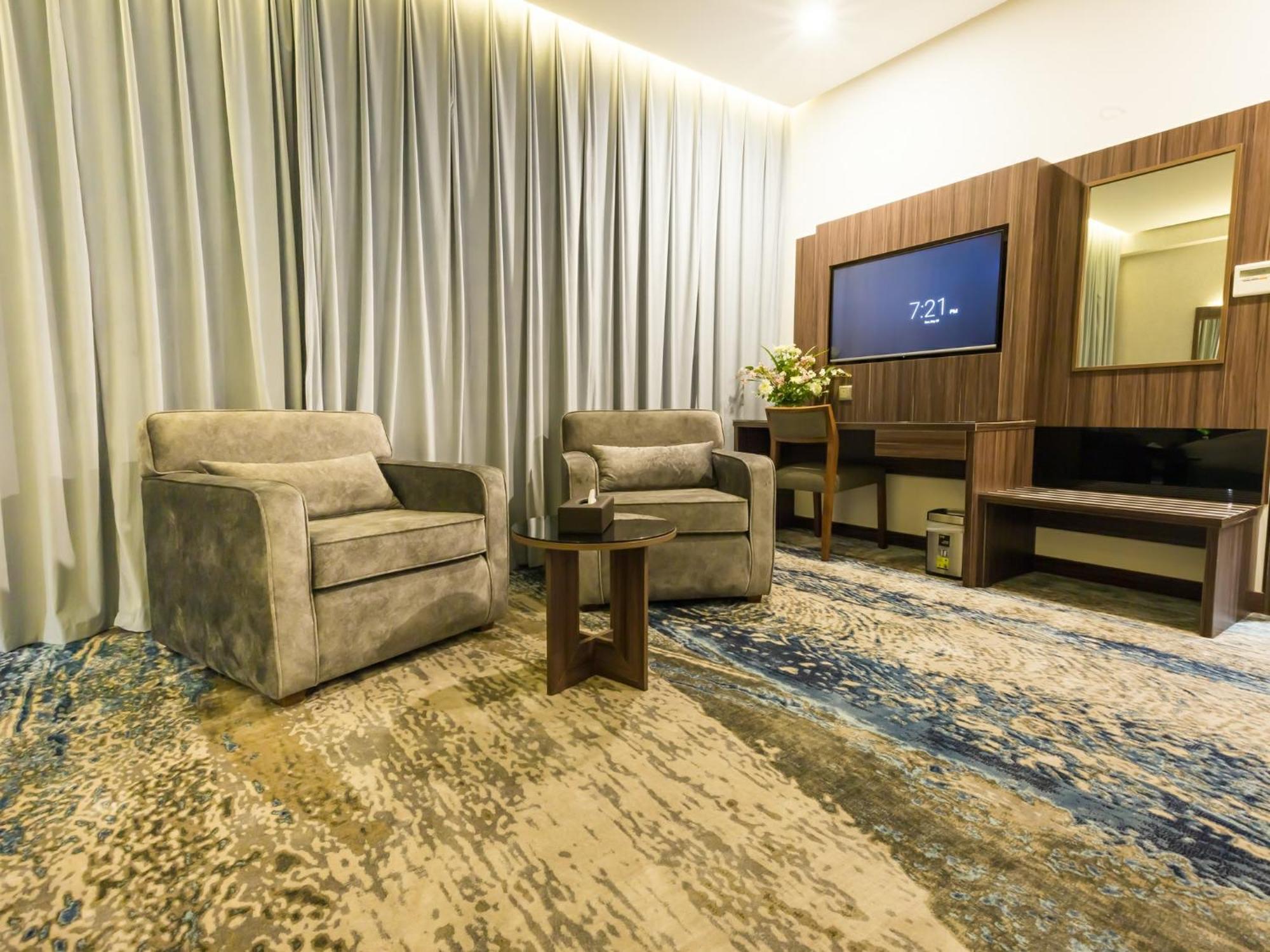 White Diamond Hotel Sari Dzsidda Kültér fotó